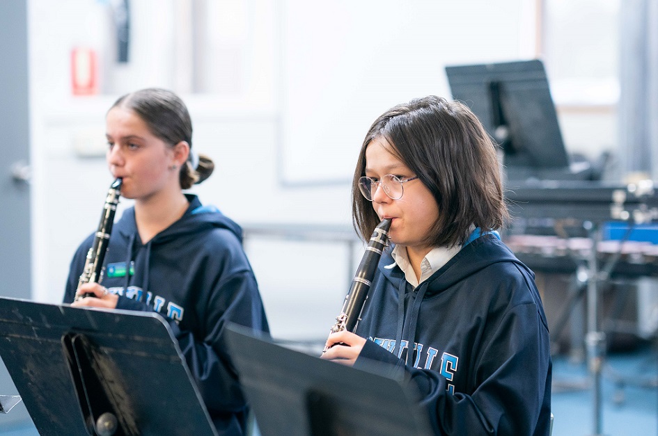 MUSIC 06