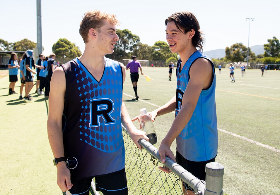 ON TRACK SPORTWEAR ROWVILLE SEC COLLEGE