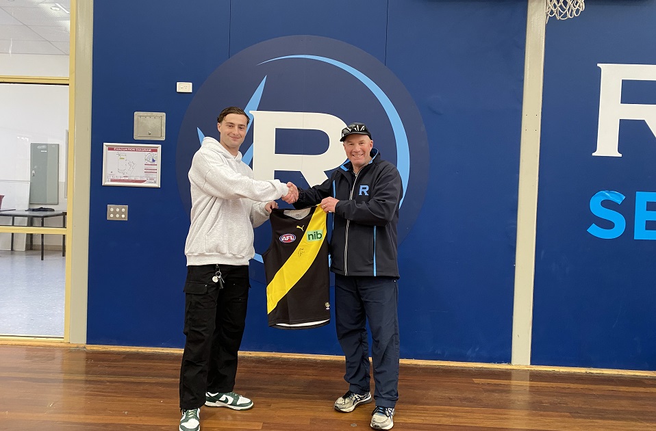 RSC Alumni & Richmond Player visits AFL students