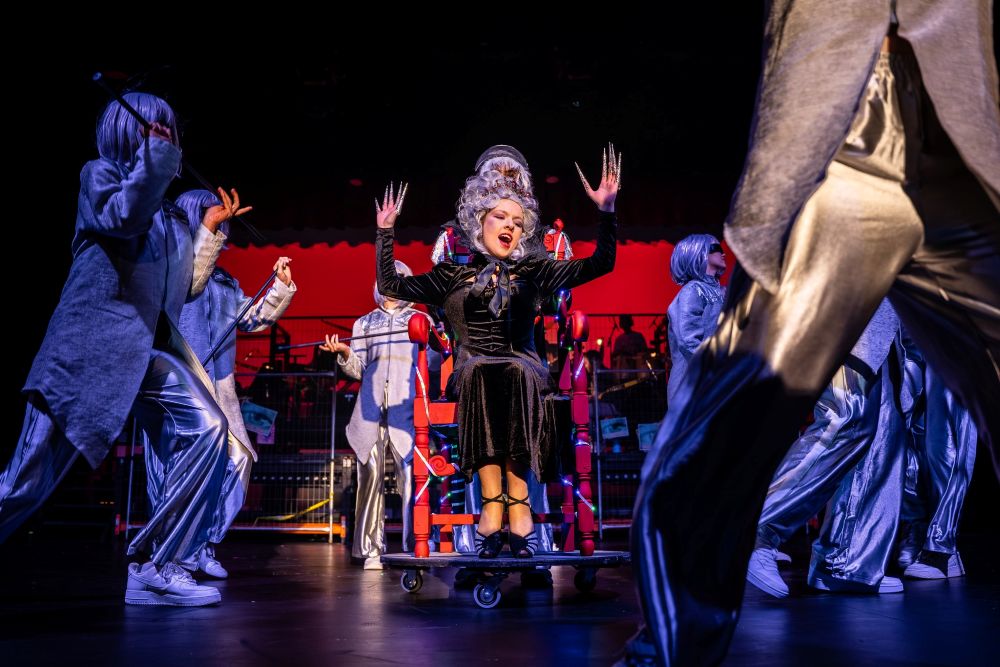 we will rock you 10